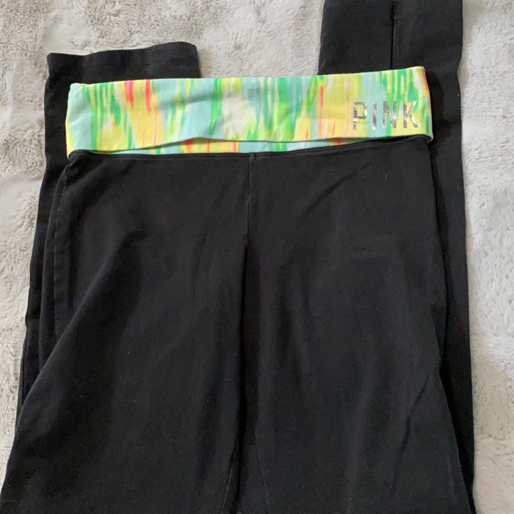 PINK Victoria’s Secret yoga pants